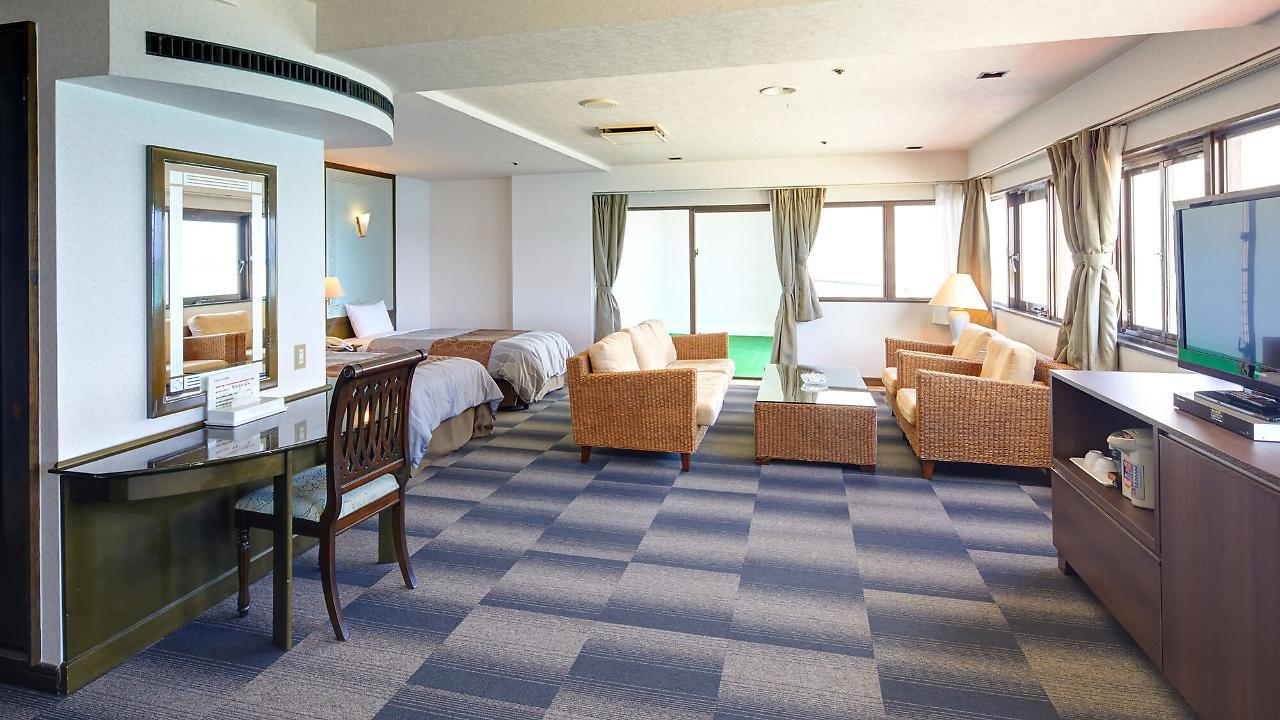 Resort Hotel Bel Paraiso Nakijin Exterior photo